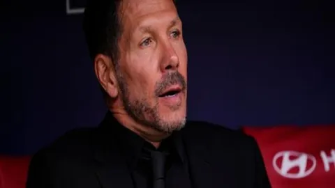 中国高山滑雪队冬奥备战成果展——亚冬会特辑 2025-02-08